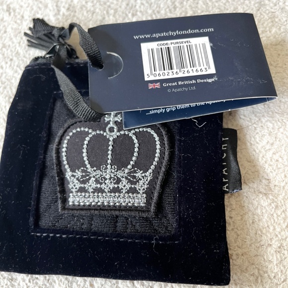 Apatchy London Luxury Velvet Crown Patch Coin Purse - Picture 6 of 6